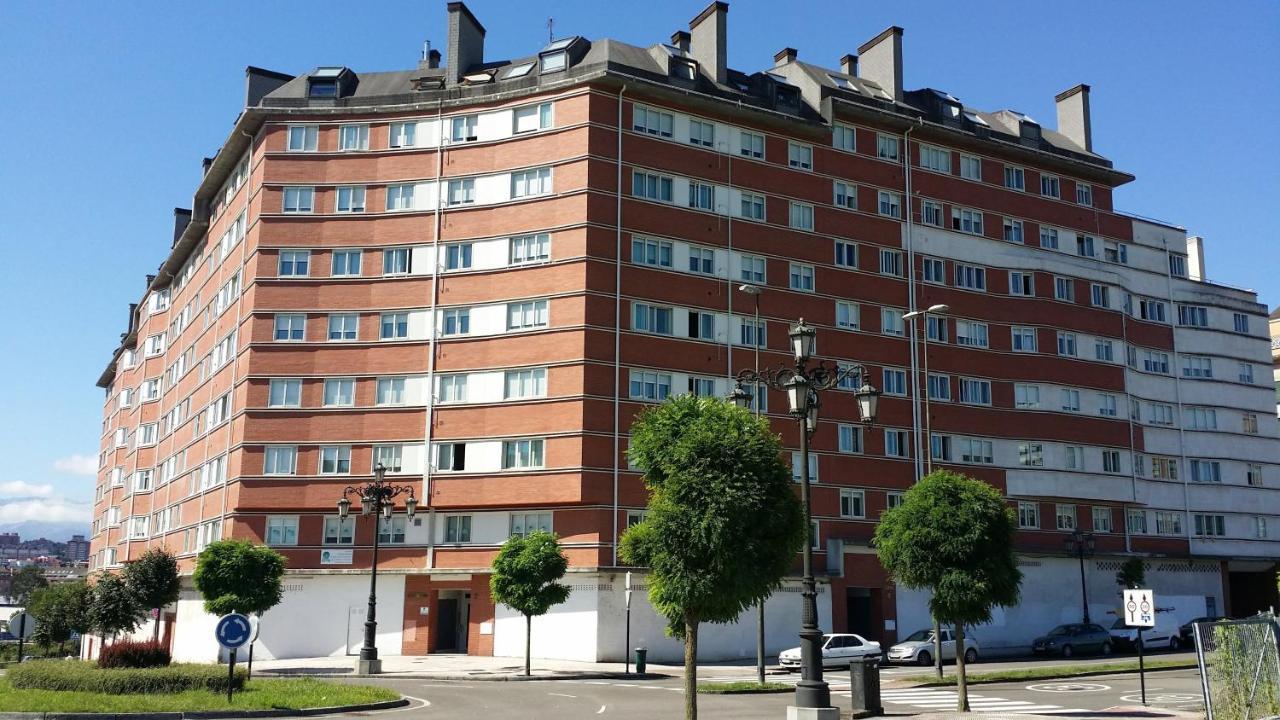 Apartamentos Chevere Granate Oviedo Luaran gambar